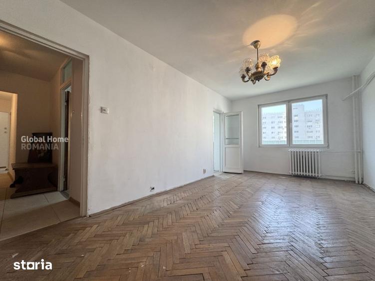 Apartament cu 3 camere decomandat în Vitan