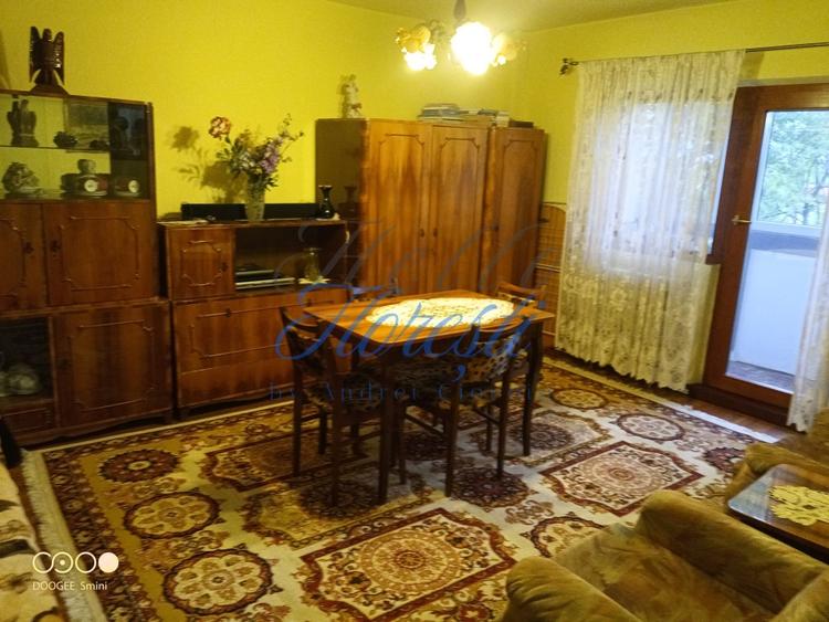 Apartament cu 4 camere decomandat în Mărăști