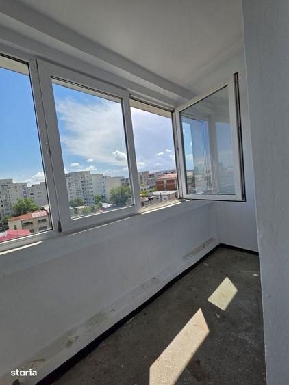 Apartament cu 2 camere semidecomandat în Tineretului