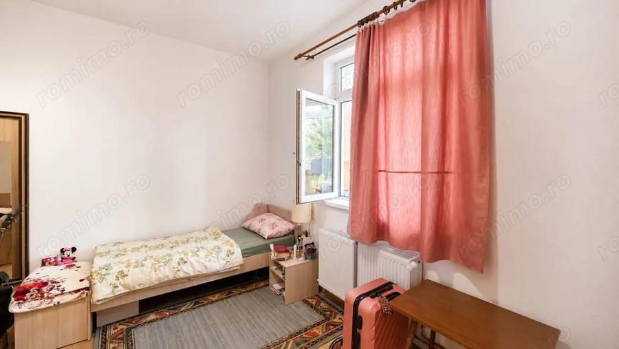 Apartament cu 4 camere semidecomandat în Brâncoveanu