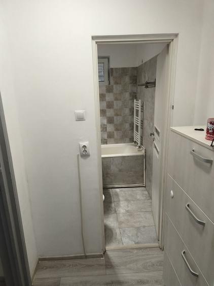 Apartament cu 2 camere decomandat în Exterior Vest
