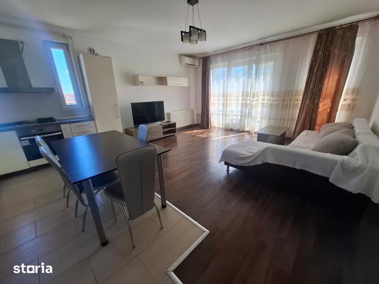 Apartament cu 2 camere semidecomandat în Intim