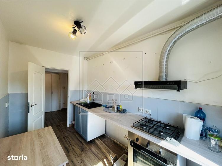 Apartament cu 2 camere decomandat în Ștrand
