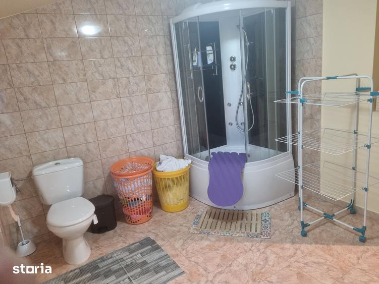 Casă cu 3 camere decomandat cu Teren 3130 Mp în Călan