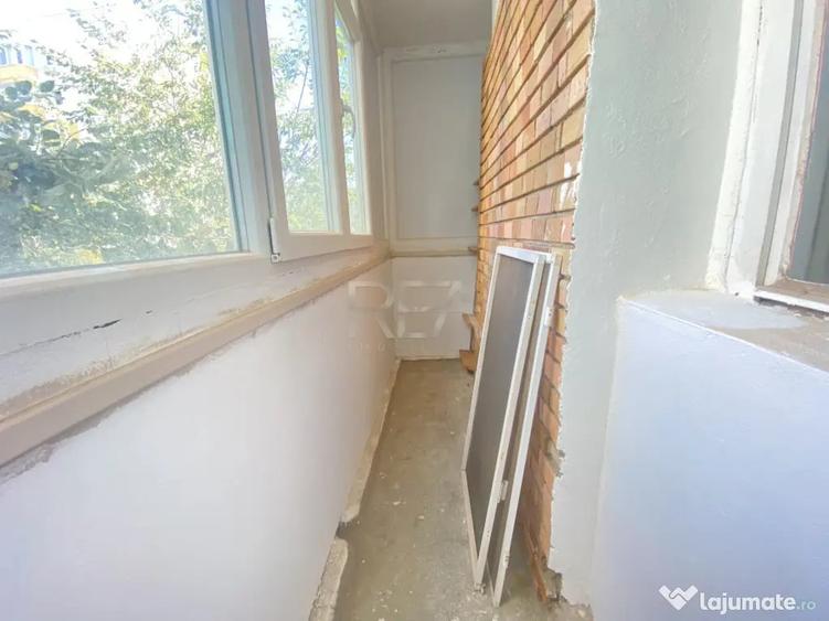 Apartament cu 2 camere semidecomandat în Mărgeanului