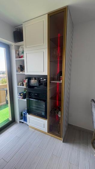 Apartament cu 3 camere decomandat în Mihai Bravu