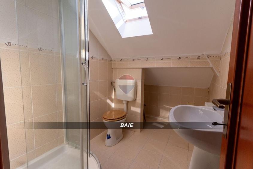 Apartament cu 6 camere decomandat, mobilat în Central