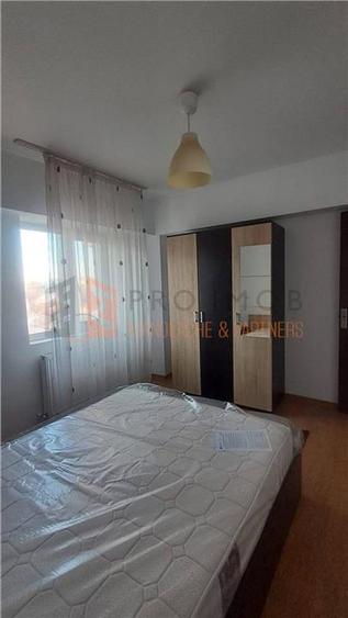 Apartament cu 3 camere decomandat, mobilat în 1 Decembrie