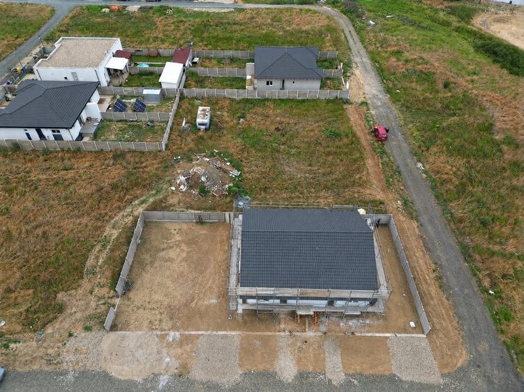Duplex cu 3 camere cu Teren 358 Mp în Moșnița Nouă