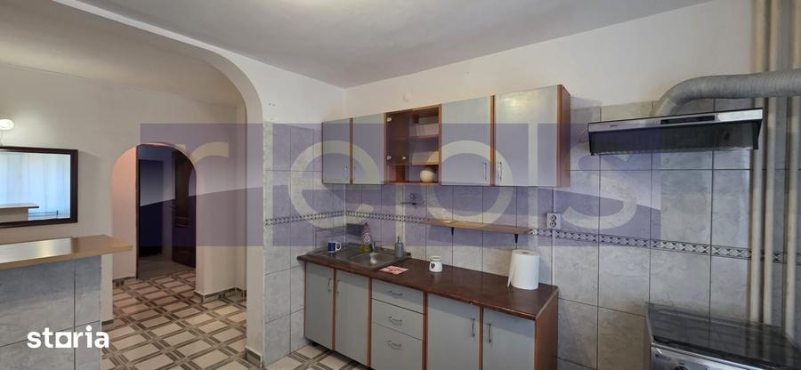 Apartament cu 3 camere decomandat în Centrul Civic