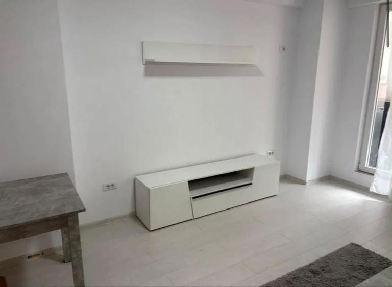 Apartament cu 2 camere nedecomandat în Chiajna