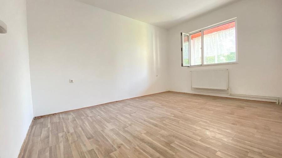 Casă individuală cu 4 camere cu Teren 885 Mp în Gruiu
