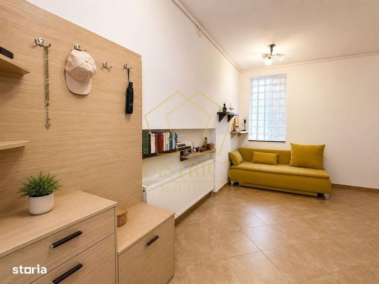 Apartament cu 2 camere în P-ța Maria