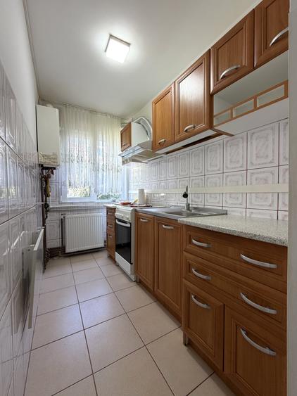 Apartament cu 2 camere nedecomandat, mobilat în Soarelui