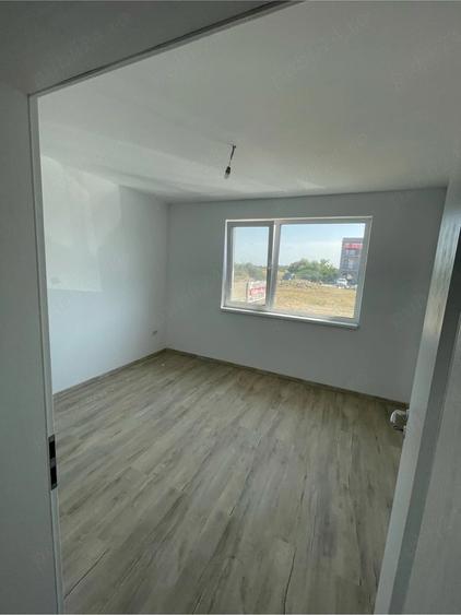 Casă cu Teren 300 Mp în Dumbrăvița