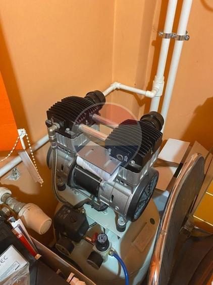 Apartament cu 2 camere semidecomandat în Berceni