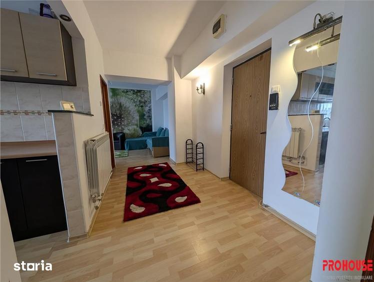 Apartament cu 3 camere semidecomandat în Ultracentral