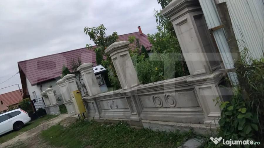 Casă cu 2 camere cu Teren 719 Mp în Valea