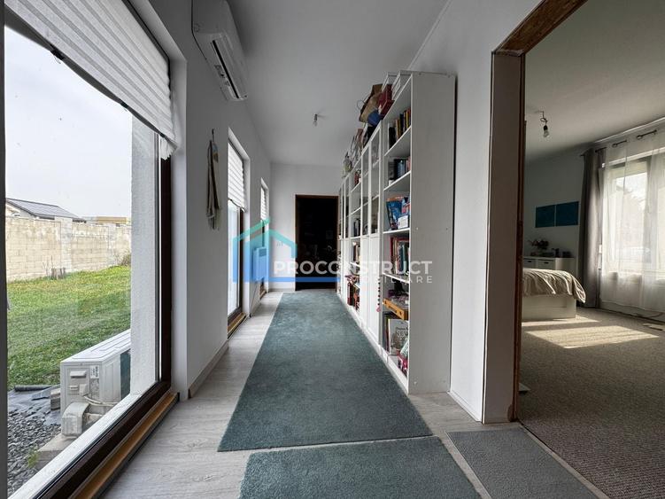 Duplex cu 4 camere cu Canalizare în Dumbrăvița