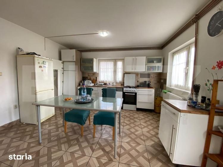 Casă cu 4 camere cu Teren 1275 Mp în Orțișoara