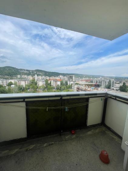 Apartament cu 4 camere decomandat, mobilat în Mănăștur