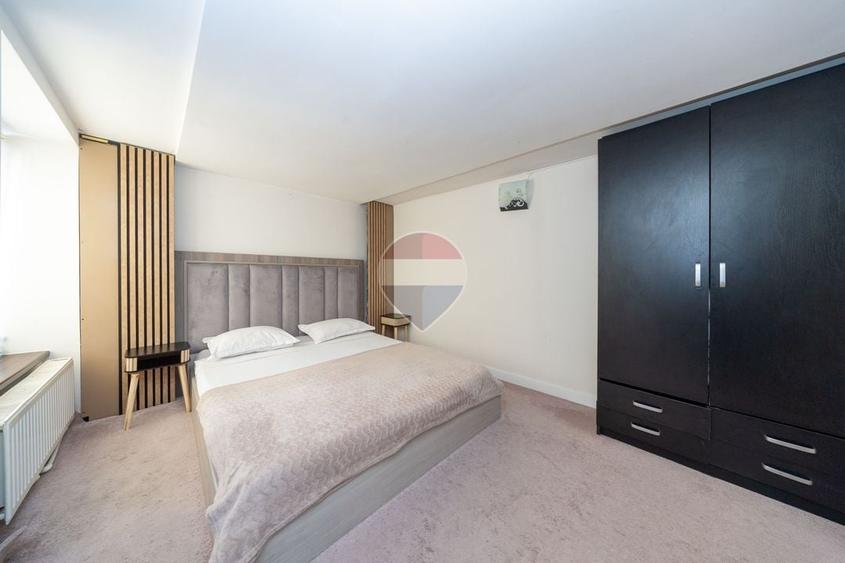 Apartament cu 2 camere semidecomandat, mobilat în Centrul Istoric