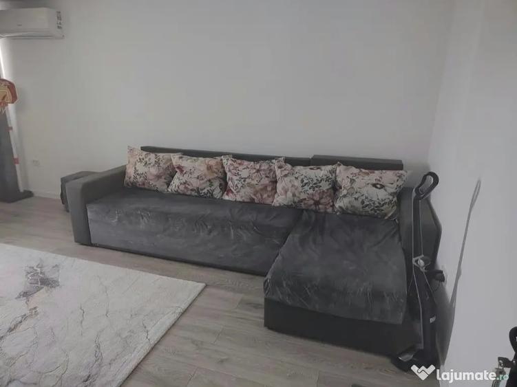 Apartament cu 3 camere decomandat în Buzaului
