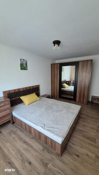 Apartament cu 2 camere semidecomandat în Girocului