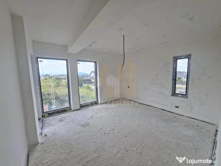 Casă cu 4 camere cu Teren 417 Mp în Tărlungeni