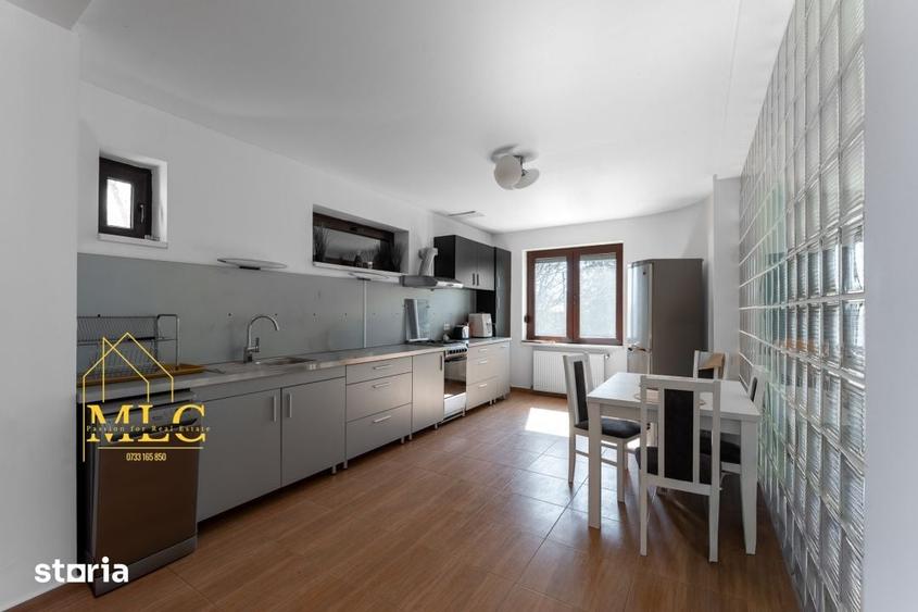 Casă cu 7 camere cu Teren 1935 Mp în Gruiu