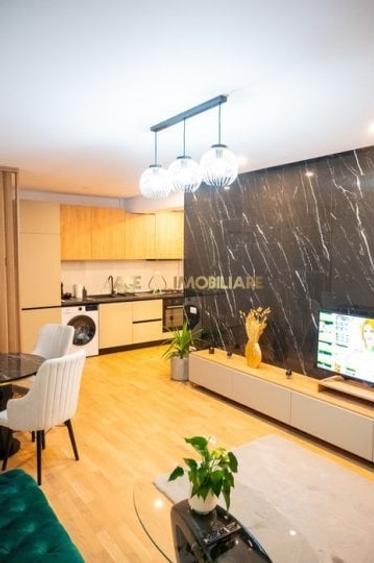 Apartament cu 2 camere decomandat, mobilat în Brâncoveanu