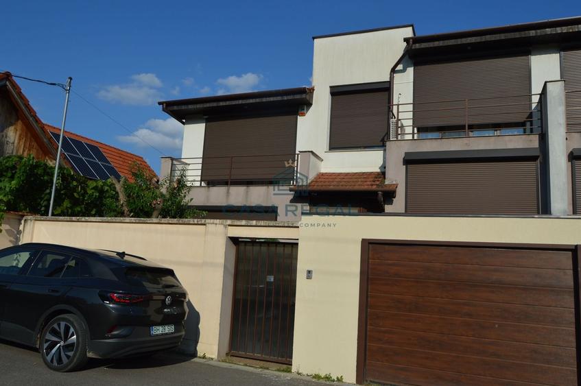 Casă individuală cu 6 camere cu Teren 509 Mp în Dealuri Oradea