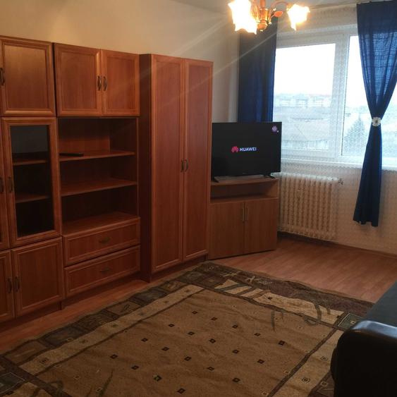 Apartament cu 2 camere decomandat în Dacia