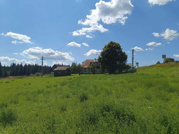 Casă cu 2 camere în Poiana Stampei