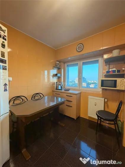 Apartament cu 2 camere decomandat în Brâncoveanu