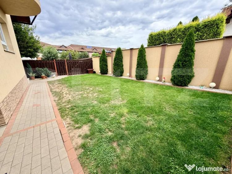 Casă cu 4 camere cu Teren 326 Mp în Cetate