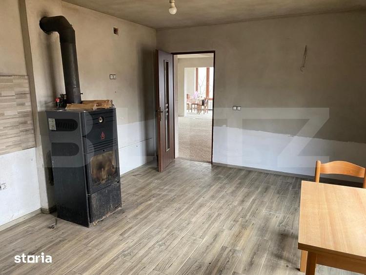 Casă cu 5 camere cu Teren 7100 Mp în Salva