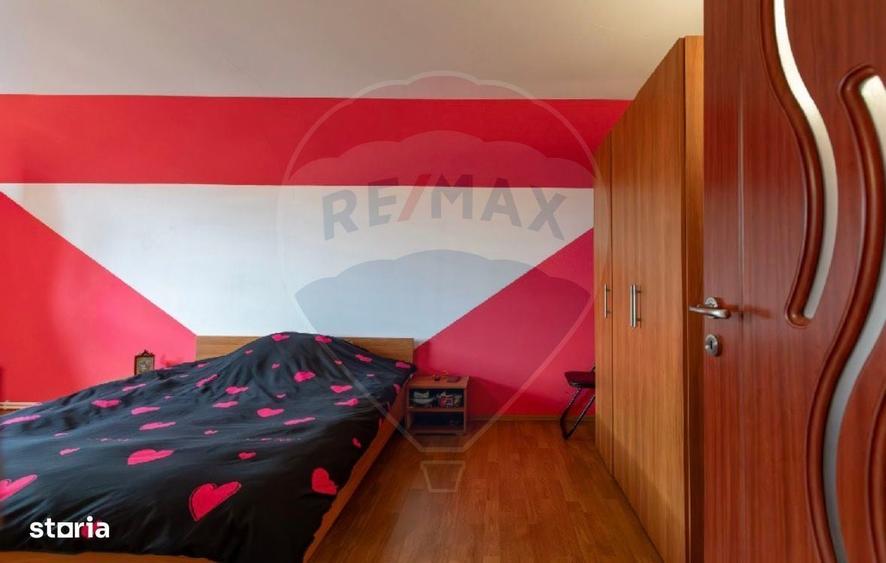 Casă cu 4 camere în Hemeiuș
