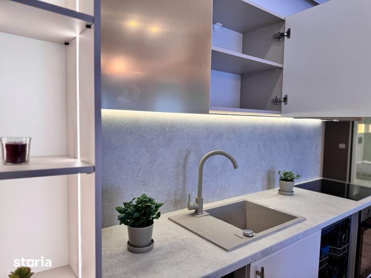 STUDIO ELEGANT, CAMERA SEPARATA / IVORY / TVA INCLUS / ROND OMV / NOU - 8
