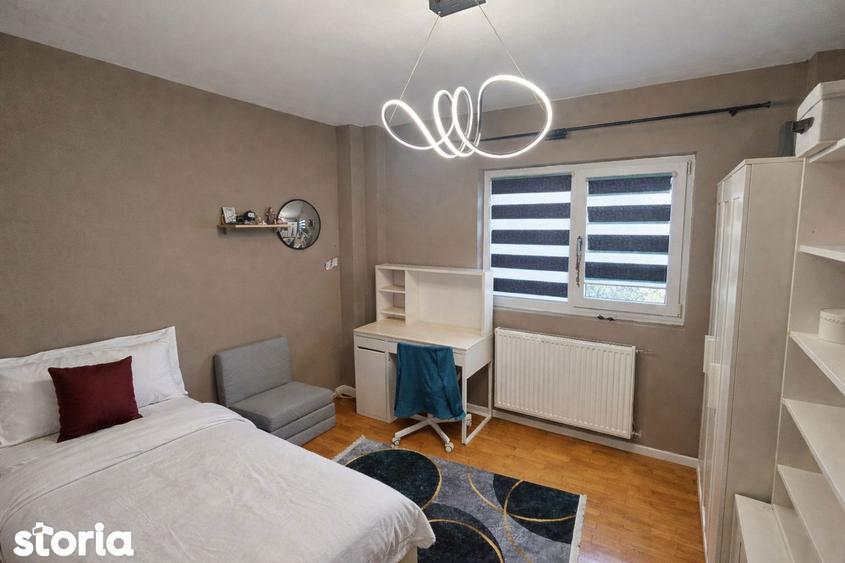 Apartament cu 3 camere decomandat, mobilat în Tineretului