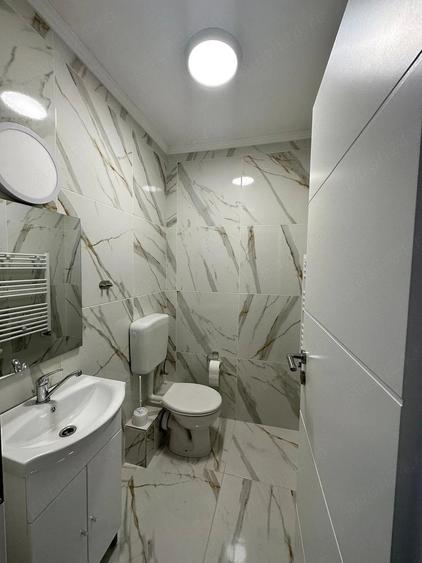 Apartament cu 3 camere decomandat în Iosia