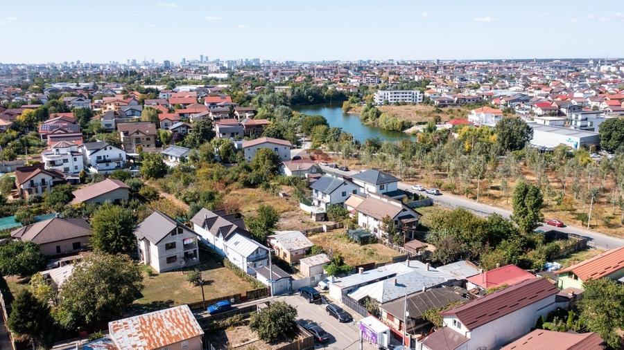 Teren Construcții intravilan de 1771 mp, în Dobroești