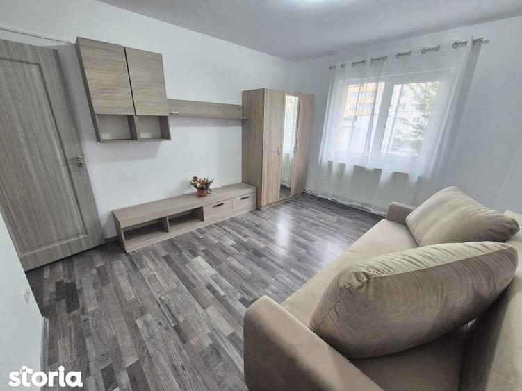 Inchiriere garsoniera decomandata zona Astra Str.Sitarului - 1