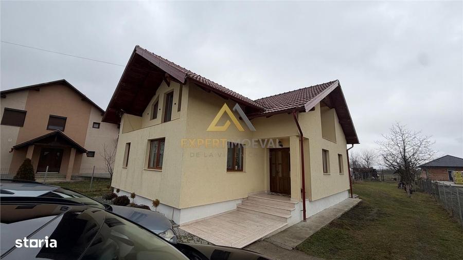 Casă cu 4 camere în Arieșu de Câmp
