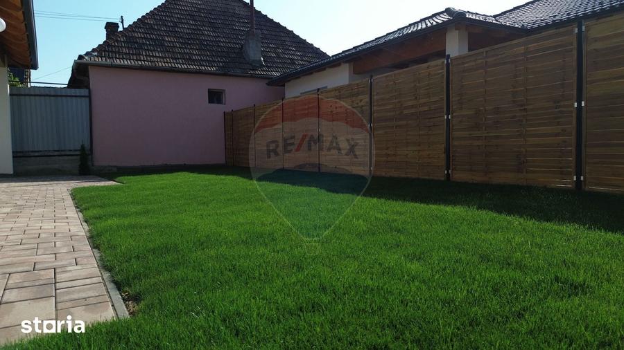 Casă cu 3 camere cu Teren 300 Mp în Central