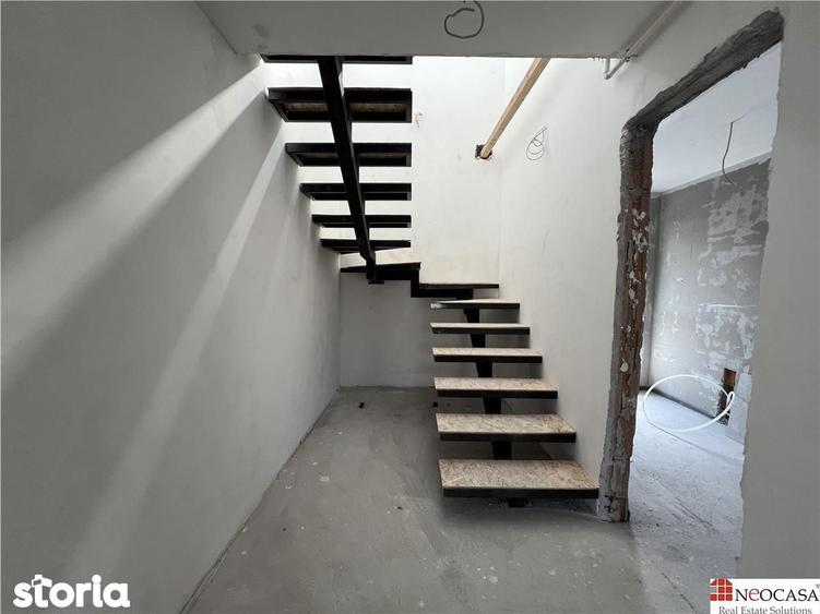 Apartament cu 5 camere în Central