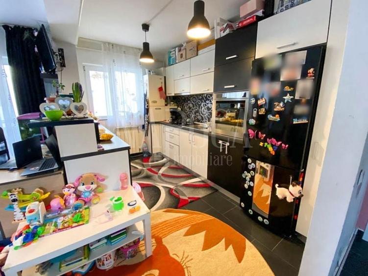 Apartament 2 camere de vanzare in Floresti - 8