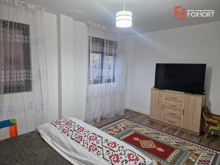 Duplex cu 3 camere cu Canalizare în Moșnița Veche