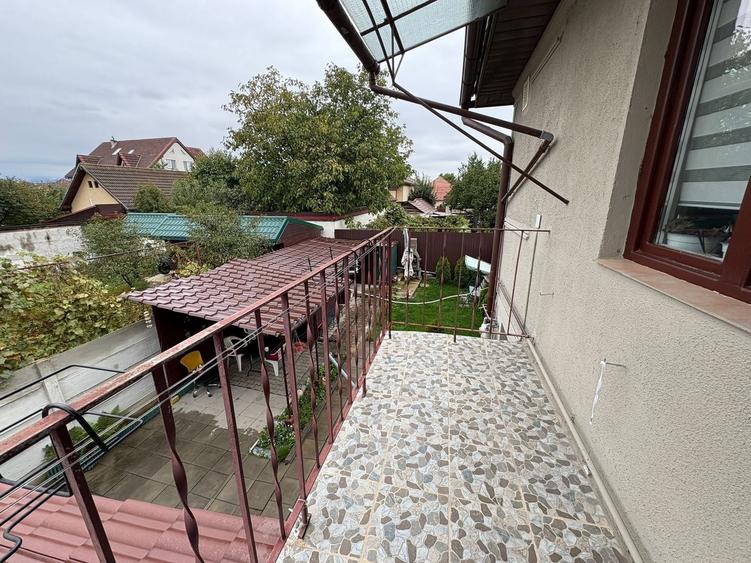 Casă individuală cu 4 camere cu Canalizare în Lazaret
