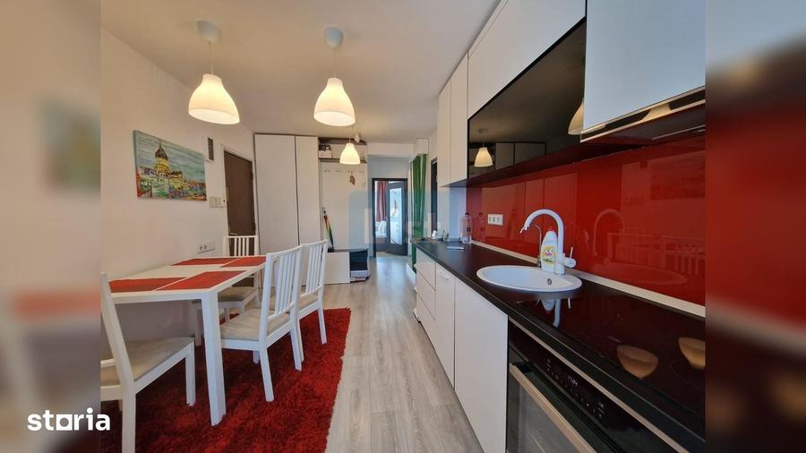 Apartament cu 3 camere decomandat în Zorilor